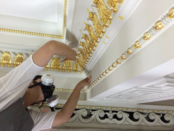Interior decoration - Traditional goldleaf finishes