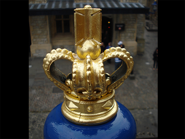 Tower of London - Traditional exterior gilding service