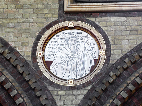 2_Architectural Gilding – Gilded Roundel