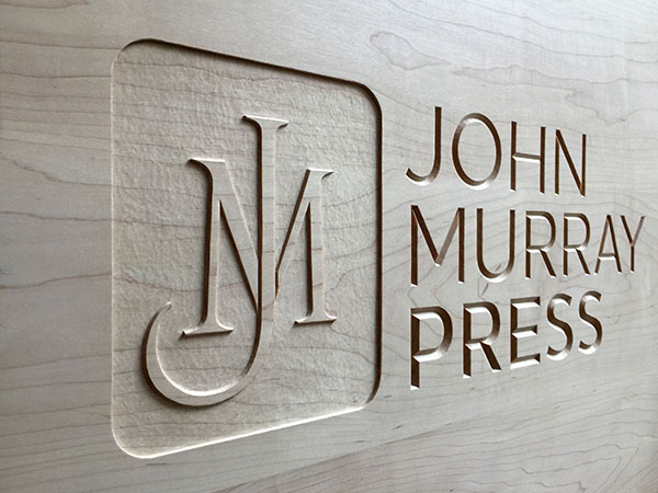 3_Bespoke carved wooden panel for John Murray Press – Letter carving detail